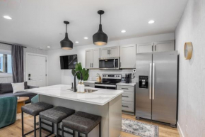 Stunning 2 Bedroom, 3 Beds in Hillsboro Village - Walk to Restaurants